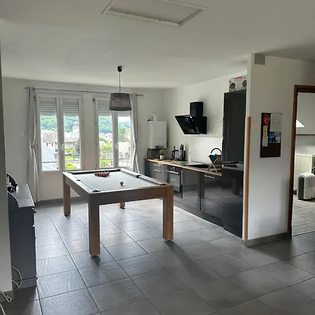 Chaleureux Proche Des Stations De Skis Apartament